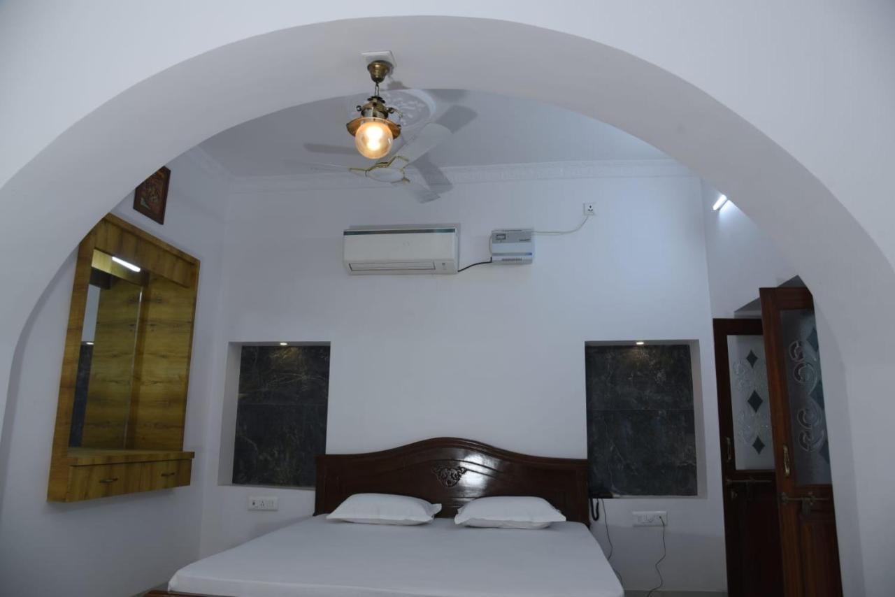 Hotel Swagatam Bikaner Bagian luar foto